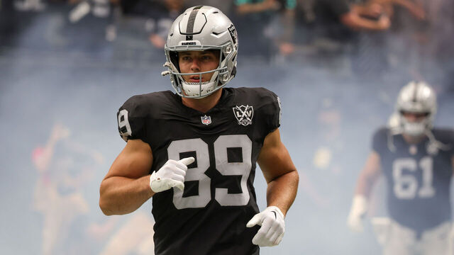 LAS VEGAS, NEVADA - OCTOBER 13: Brock Bowers #89 of the Las Vegas Raiders runs onto the field for a game against the Pittsburgh Steelers at Allegiant Stadium on October 13, 2024 in Las Vegas, Nevada. The Steelers defeated the Raiders 32-13.