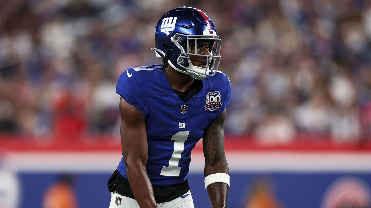 EAST RUTHERFORD, NJ - SEPTEMBER 26: Malik Nabers #1 of the New York Giants lines up before a play during an NFL football game against the Dallas Cowboys at MetLife Stadium on September 26, 2024 in East Rutherford, New Jersey.