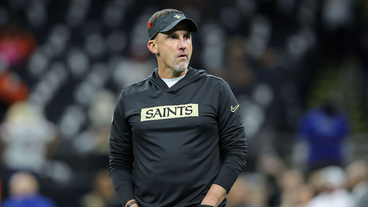 NEW ORLEANS, LOUISIANA - OCTOBER 17: Head coach Dennis Allen of the New Orleans Saints watches action prior to a game against the Denver Broncos at Caesars Superdome on October 17, 2024 in New Orleans, Louisiana.