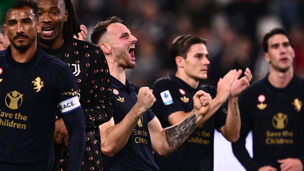 Juventus' Italian defender #04 Federico Gatti (C) celebrates at the end of the Italian Serie A football match between Juventus and Lazio, at the Allianz Stadium, in Turin on October 19, 2024.