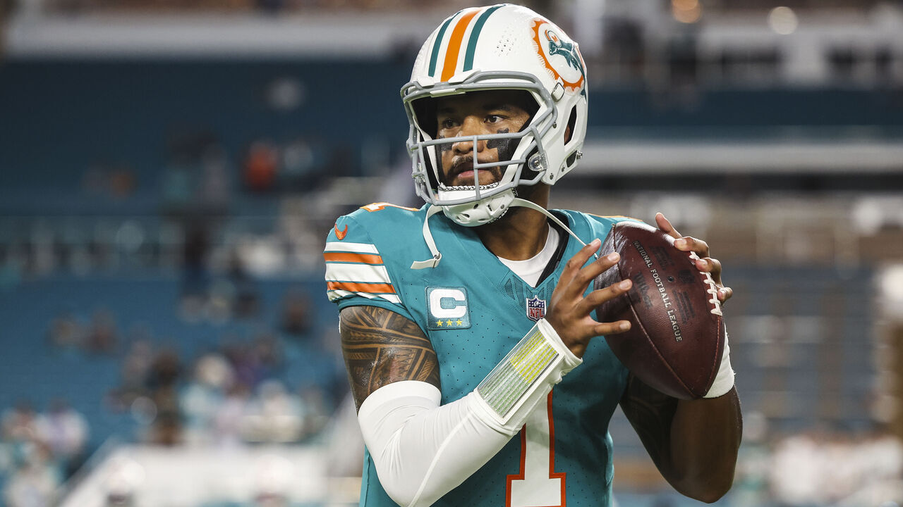 MIAMI GARDENS, FL - SEPTEMBER 12: Tua Tagovailoa #1 of the Miami Dolphins warms up prior to an NFL football game against the Buffalo Bills at Hard Rock Stadium on September 12, 2024 in Miami Gardens, FL.