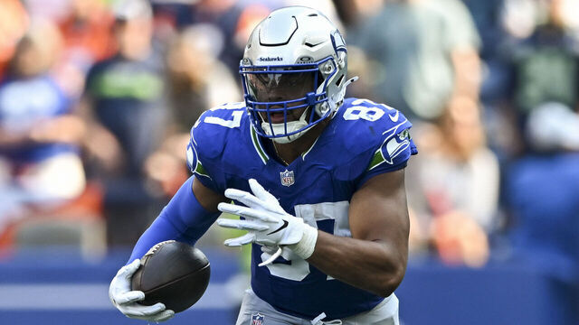 SEATTLE, WASHINGTON - SEPTEMBER 08: Noah Fant #87 of the Seattle Seahawks runs with the ball during the game against the Denver Broncos at Lumen Field on September 08, 2024 in Seattle, Washington. The Seahawks defeated the Broncos 26-20.