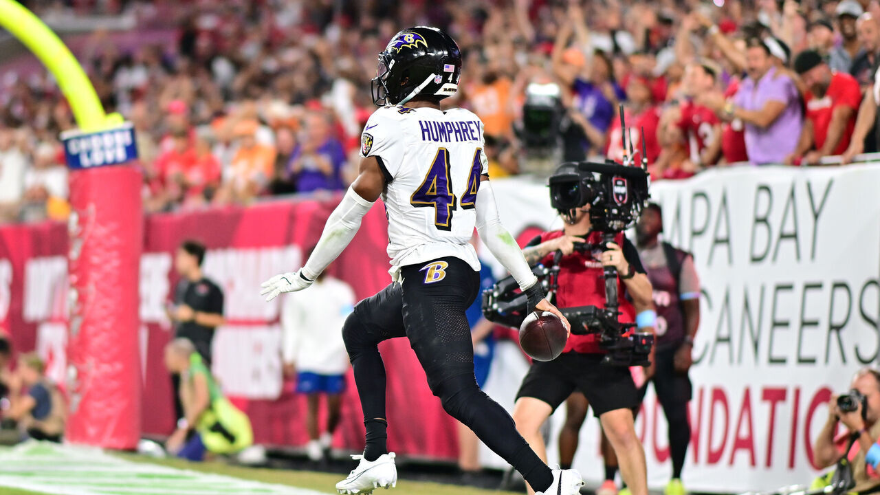 TAMPA, FLORIDA - OCTOBER 21: Marlon Humphrey #44 of the Baltimore Ravens celebrates after making an interception during the second quarter against the Tampa Bay Buccaneers at Raymond James Stadium on October 21, 2024 in Tampa, Florida.