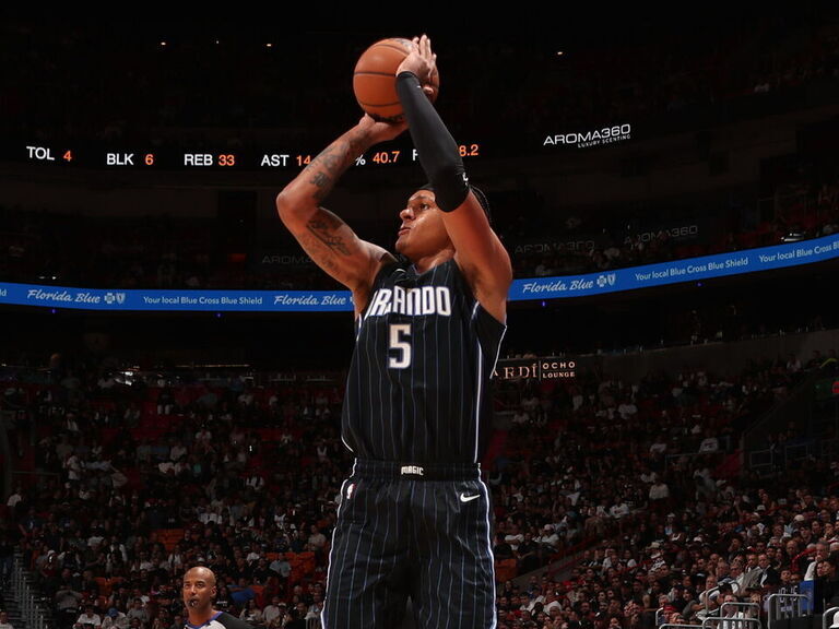 Banchero Scores 33 As Magic Smother Heat In Season Opener TheScore banchero-scores-33-as-magic-smother-heat-in-season-opener-thescore