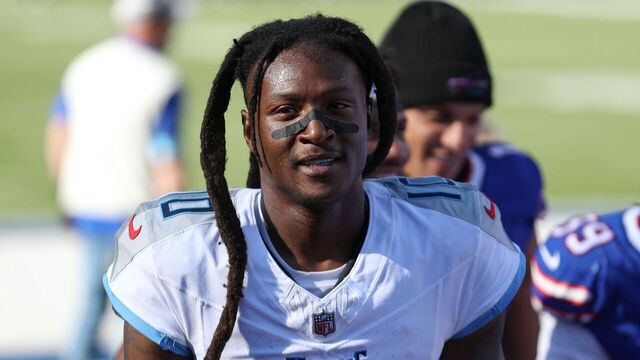 ORCHARD PARK, NEW YORK - OCTOBER 20: DeAndre Hopkins #10 of the Tennessee Titans walks off the field during halftime against the Buffalo Bills at Highmark Stadium on October 20, 2024 in Orchard Park, New York.