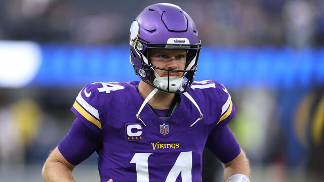 INGLEWOOD, CALIFORNIA - OCTOBER 24: Sam Darnold #14 of the Minnesota Vikings warms up before the game against the Los Angeles Rams at SoFi Stadium on October 24, 2024 in Inglewood, California.