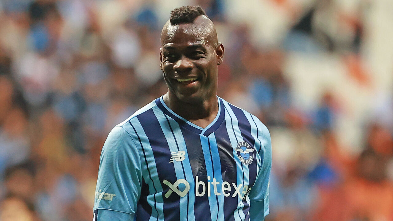 ADANA, TURKIYE - APRIL 13: Balotelli (9) of Adana Demirspor in action during the Turkish Super Lig week 32 football match between Yukatel Adana Demirspor and Mondihome Kayserispor at New Adana Stadium in Adana, Turkiye on April 13, 2024.