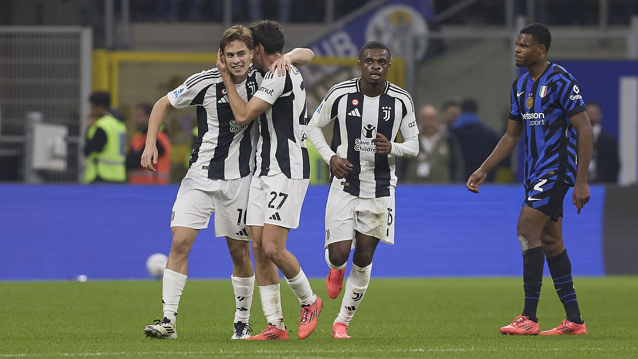 MILAN, ITALY - OCTOBER 27: Kenan Yildiz of Juventus celebrates after scoring his team's fourth goal during the Serie A match between FC Internazionale and Juventus at Stadio Giuseppe Meazza on October 27, 2024 in Milan, Italy.