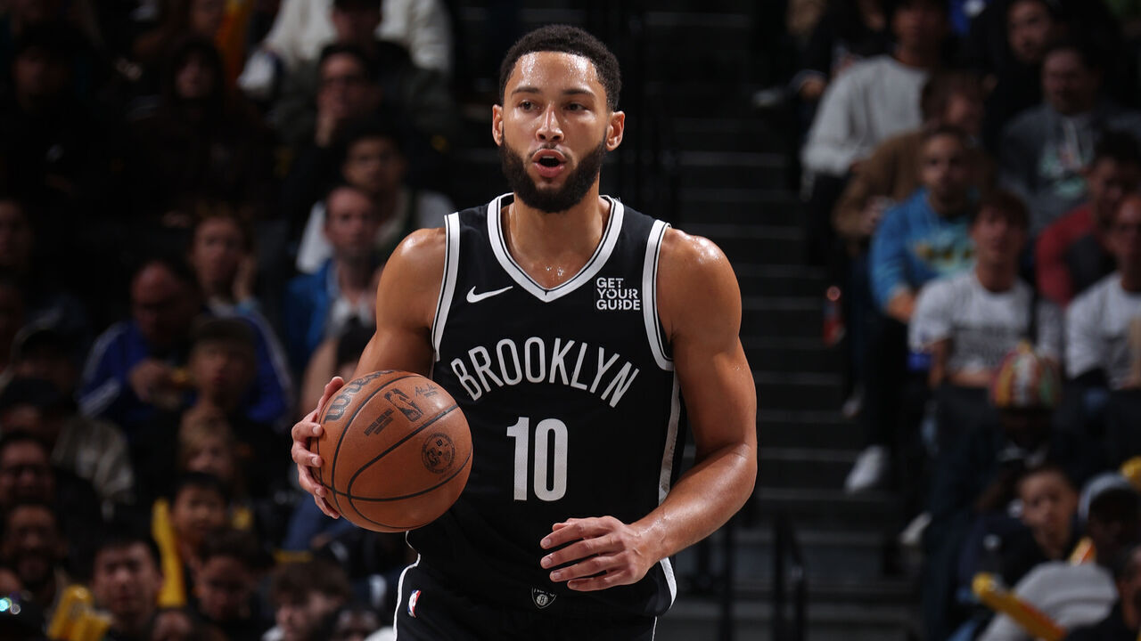BROOKLYN, NY - OCTOBER 27: Ben Simmons #10 of the Brooklyn Nets dribbles the ball during the game against the Milwaukee Bucks on October 27, 2024 at Barclays Center in Brooklyn, New York. Mandatory Copyright Notice: Copyright 2024 NBAE