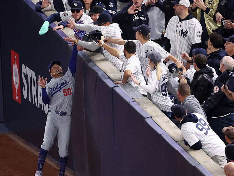 Yankees fans walked away after trying to rip the ball out of Mookie’s glove