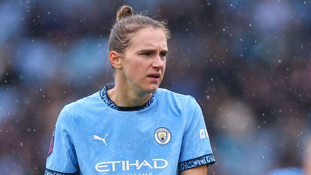 MANCHESTER, ENGLAND - OCTOBER 6: Vivianne Miedema of Manchester City during the Barclays Women's Super League match between Manchester City and West Ham United at Joie Stadium on October 6, 2024 in Manchester, England.