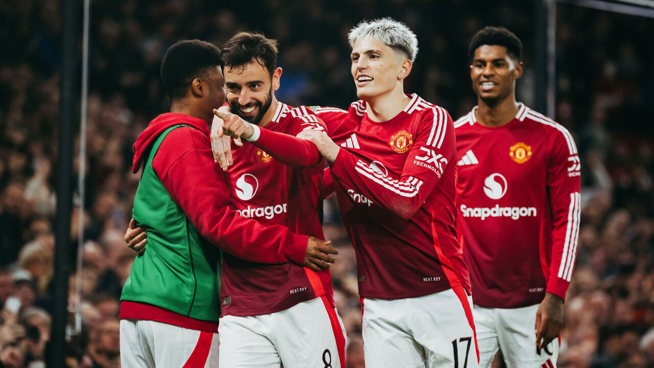 League Cup: Man United score 5 without Ten Hag, Spurs oust Man City |  theScore.com