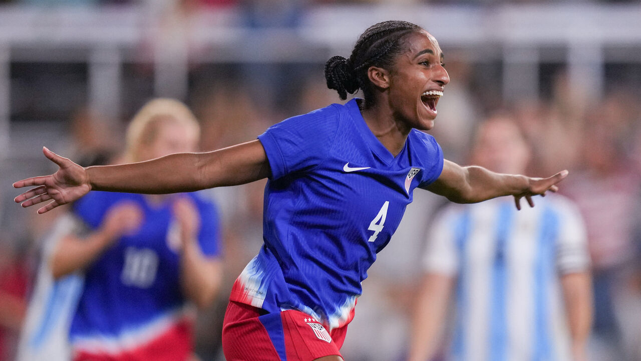LOUISVILLE, KENTUCKY - OCTOBER 30: Naomi Girma #4 of the United States celebrates scoring during the second half against Argentina at Lynn Family Stadium on October 30, 2024 in Louisville, Kentucky.