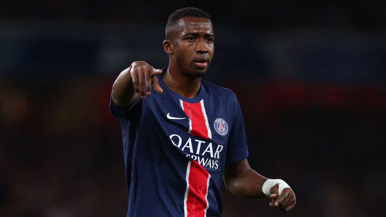 LONDON, ENGLAND - OCTOBER 01: Willian Pacho of Paris Saint Germain during the UEFA Champions League 2024/25 League Phase MD2 match between Arsenal FC and Paris Saint-Germain at on October 01, 2024 in London, England.