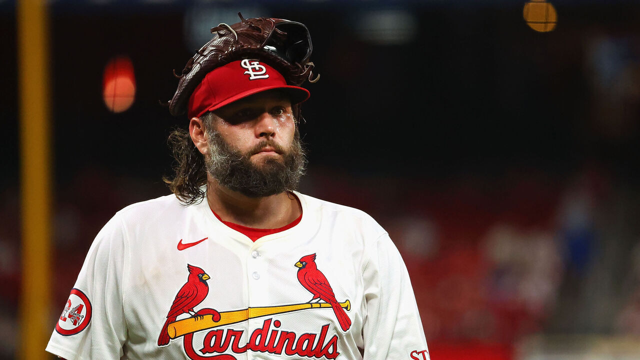 ST LOUIS, MISSOURI - JULY 30: Lance Lynn #31 of the St. Louis Cardinals returns to the dugout after the fifth inning against the Texas Rangers at Busch Stadium on July 30, 2024 in St Louis, Missouri.