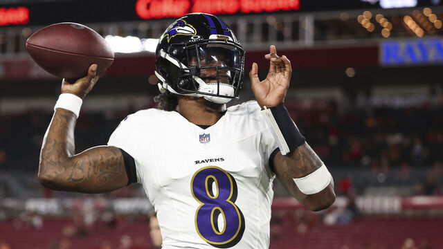 TAMPA, FLORIDA - OCTOBER 21: Lamar Jackson #8 of the Baltimore Ravens warms up prior to an NFL football game against the Tampa Bay Buccaneers at Raymond James Stadium on October 21, 2024 in Tampa, Florida.