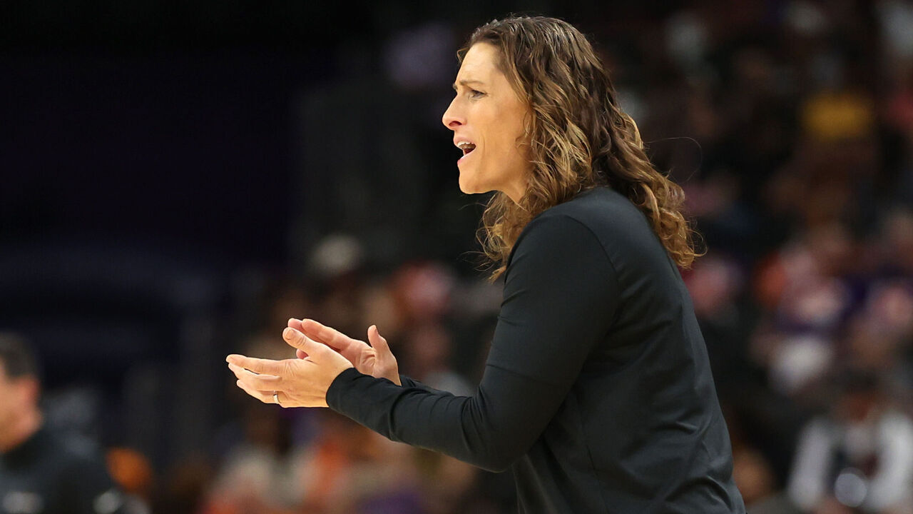 PHOENIX, ARIZONA - SEPTEMBER 13: Head coach Stephanie White of the Connecticut Sun watches the action during the game against the Phoenix Mercury at Footprint Center on September 13, 2024 in Phoenix, Arizona. The Sun defeated the Mercury 88-69.