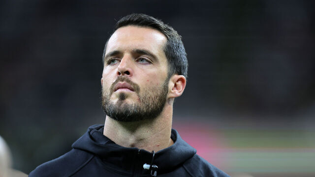 NEW ORLEANS, LOUISIANA - OCTOBER 13: Derek Carr #4 of the New Orleans Saints reacts against the Tampa Bay Buccaneers during a game at Caesars Superdome on October 13, 2024 in New Orleans, Louisiana.