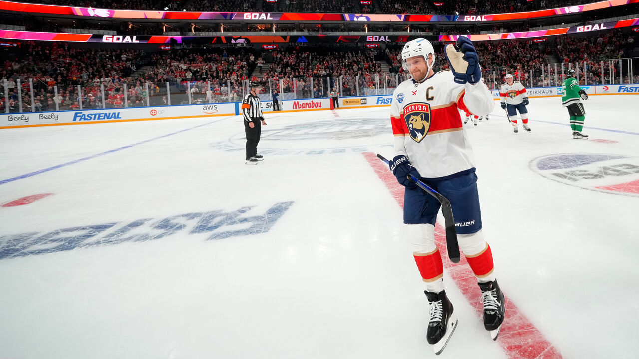 TAMPERE, FINLAND - NOVEMBER 01: Aleksander Barkov #16 of the Florida Panthers celebrates his goal during the first period of the 2024 NHL Global Series Finland game between the Florida Panthers and the Dallas Stars at Nokia Arena on November 01, 2024 in Tampere, Finland.