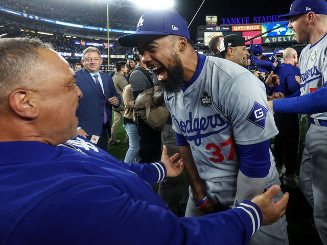 Teoscar: Re-signing with Dodgers 'the priority' in free agency |  theScore.com