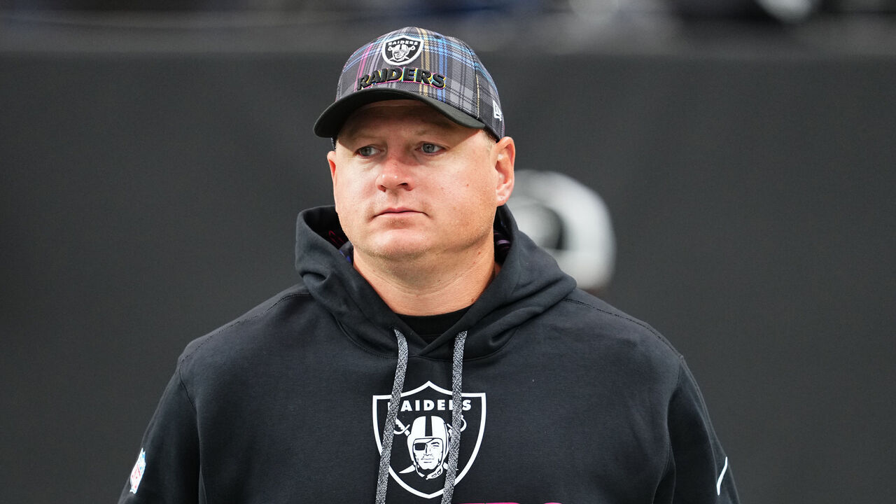 LAS VEGAS, NEVADA - OCTOBER 13: Offensive coordinator Luke Getsy of the Las Vegas Raiders looks on before a game against the Pittsburgh Steelers at Allegiant Stadium on October 13, 2024 in Las Vegas, Nevada.
