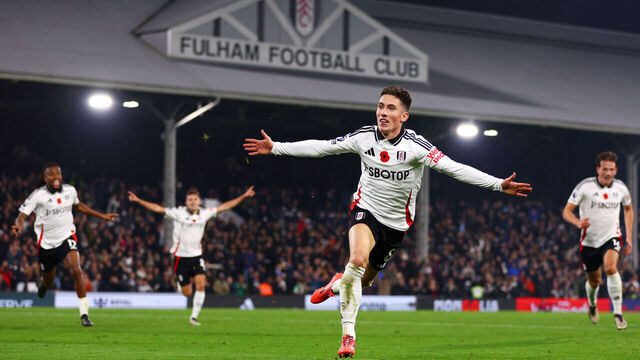LONDON, ENGLAND - NOVEMBER 04: Harry Wilson of Fulham celebrates scoring his team's second goal during the Premier League match between Fulham FC and Brentford FC at Craven Cottage on November 04, 2024 in London, England.