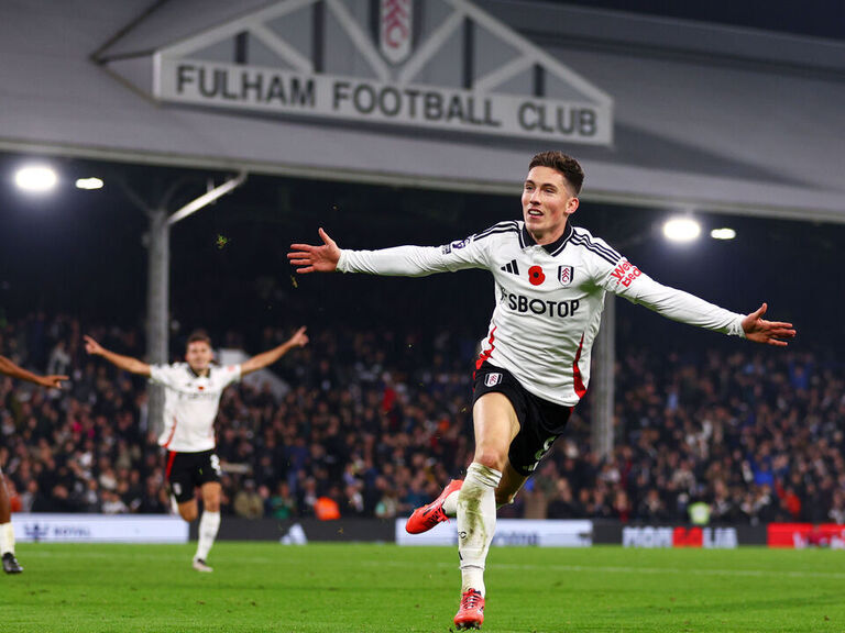 Wilson earns Fulham dramatic win over Brentford with last-gasp double Wilson earns Fulham dramatic win over Brentford with last-gasp double
