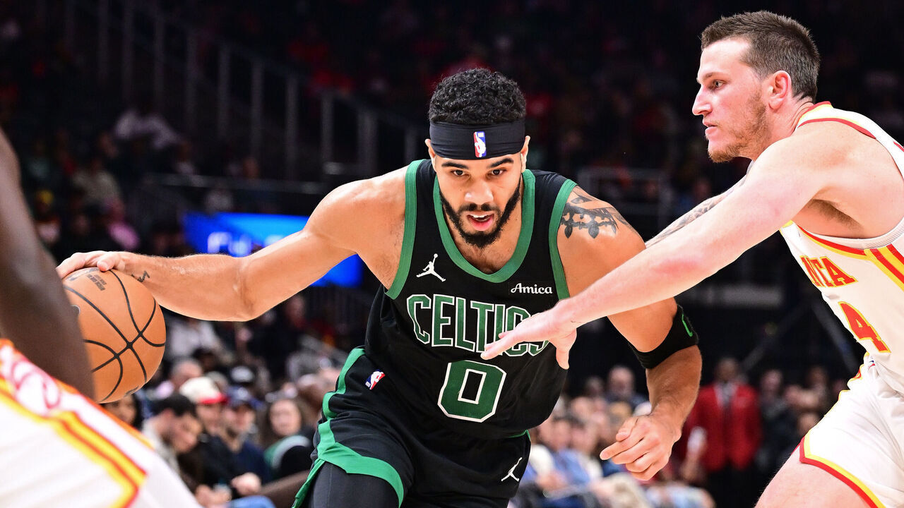 ATLANTA, GA - NOVEMBER 4: Jayson Tatum #0 of the Boston Celtics handles the ball during the game against the Atlanta Hawks on November 4, 2024 at State Farm Arena in Atlanta, Georgia. NOTE TO USER: User expressly acknowledges and agrees that, by downloading and/or using this Photograph, user is consenting to the terms and conditions of the Getty Images License Agreement. Mandatory Copyright Notice: Copyright 2024 NBAE