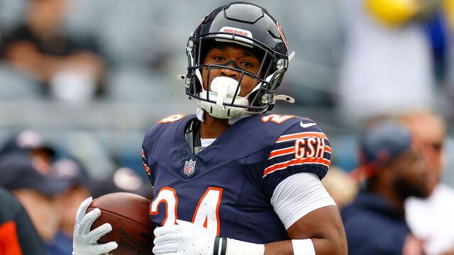 CHICAGO, ILLINOIS - SEPTEMBER 29: Khalil Herbert #24 of the Chicago Bears warms up prior to a game against the Los Angeles Rams at Soldier Field on September 29, 2024 in Chicago, Illinois.