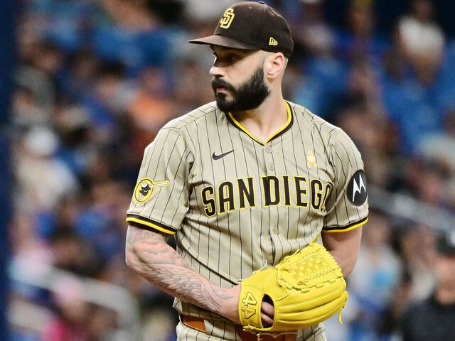 ST PETERSBURG, FLORIDA - SEPTEMBER 01: Tanner Scott #66 of the San Diego Padres looks to deliver a pitch to the Tampa Bay Rays in the eighth inning at Tropicana Field on September 01, 2024 in St Petersburg, Florida.