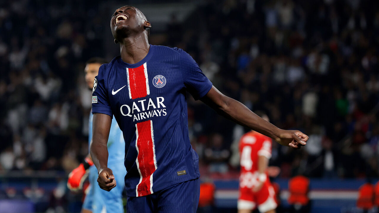 PARIS, FRANCE - SEPTEMBER 18: Randal Kolo Muani of Paris Saint Germain during the UEFA Champions League match between Paris Saint Germain v Girona at the Parc des Princes on September 18, 2024 in Paris France