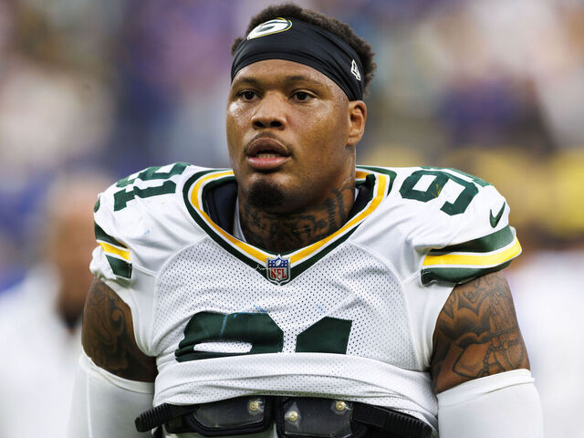 INGLEWOOD, CALIFORNIA - OCTOBER 6: Preston Smith #91 of the Green Bay Packers walks off the field after a game against the Los Angeles Rams at SoFi Stadium on October 6, 2024 in Inglewood, California.