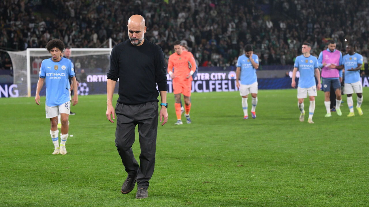 LISBON, PORTUGAL - NOVEMBER 05: Pep Guardiola, Manager of Manchester City, appears dejected at the end of the UEFA Champions League 2024/25 League Phase MD4 match between Sporting Clube de Portugal and Manchester City at Estadio Jose Alvalade on November 05, 2024 in Lisbon, Portugal.