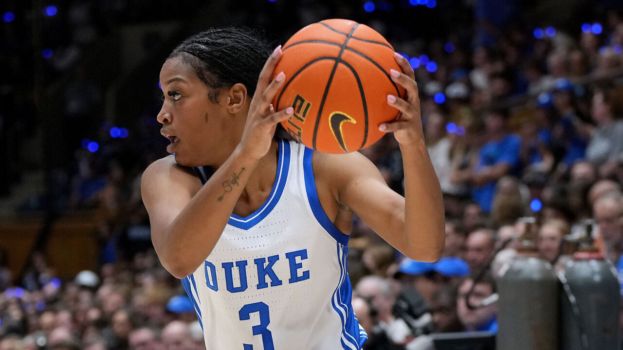 DURHAM, NORTH CAROLINA - OCTOBER 04: Ashlon Jackson #3 of the Duke Blue Devils looks to drive the baseline during Countdown to Craziness at Cameron Indoor Stadium on October 04, 2024 in Durham, North Carolina.