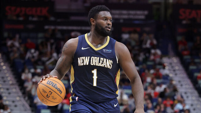 NEW ORLEANS, LOUISIANA - NOVEMBER 06: Zion Williamson #1 of the New Orleans Pelicans drives with the ball against the Cleveland Cavaliers during the first half at the Smoothie King Center on November 06, 2024 in New Orleans, Louisiana.