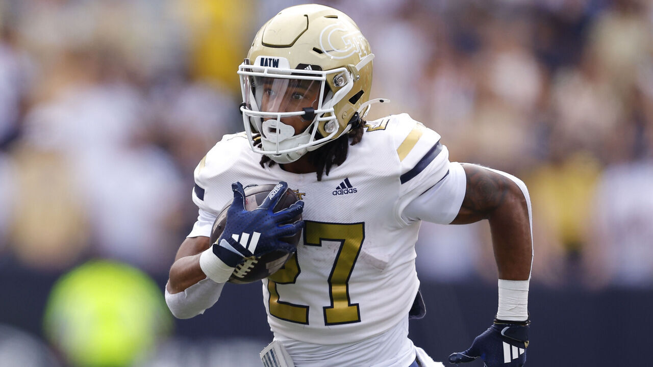 ATLANTA, GEORGIA - NOVEMBER 9: Chad Alexander #27 of the Georgia Tech Yellow Jackets rushes during the second quarter against the Miami Hurricanes at Bobby Dodd Stadium on November 9, 2024 in Atlanta, Georgia.