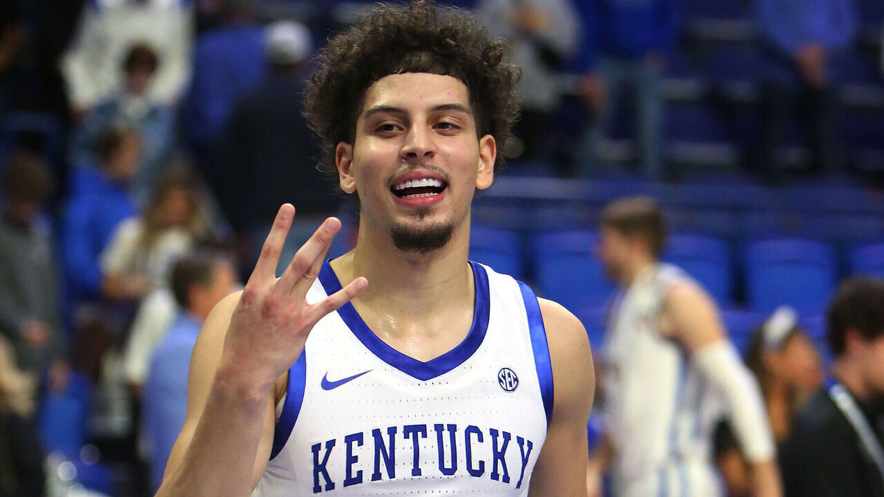 LEXINGTON, KY - OCTOBER 29: Kentucky Wildcats guard Koby Brea (4) celebrates winning a game between the Minnesota State Mankato Mavericks and the Kentucky Wildcats on October 29, 2024, at Rupp Arena in Lexington, KY.