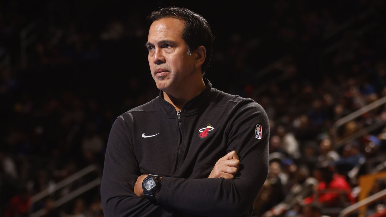 DETROIT, MI - NOOVEMBER 12: Miami Heat Head Coach Erik Spoelstra looks on during the Emirates NBA Cup game on November 12, 2024 at Little Caesars Arena in Detroit, Michigan. NOTE TO USER: User expressly acknowledges and agrees that, by downloading and/or using this photograph, User is consenting to the terms and conditions of the Getty Images License Agreement. Mandatory Copyright Notice: Copyright 2024 NBAE