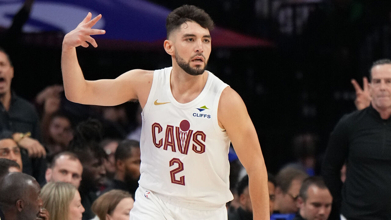 PHILADELPHIA, PA - NOVEMBER 13: Ty Jerome #2 of the Cleveland Cavaliers celebrates during the game against the Philadelphia 76ers on November 13, 2024 at the Wells Fargo Center in Philadelphia, Pennsylvania NOTE TO USER: User expressly acknowledges and agrees that, by downloading and/or using this Photograph, user is consenting to the terms and conditions of the Getty Images License Agreement. Mandatory Copyright Notice: Copyright 2024 NBAE