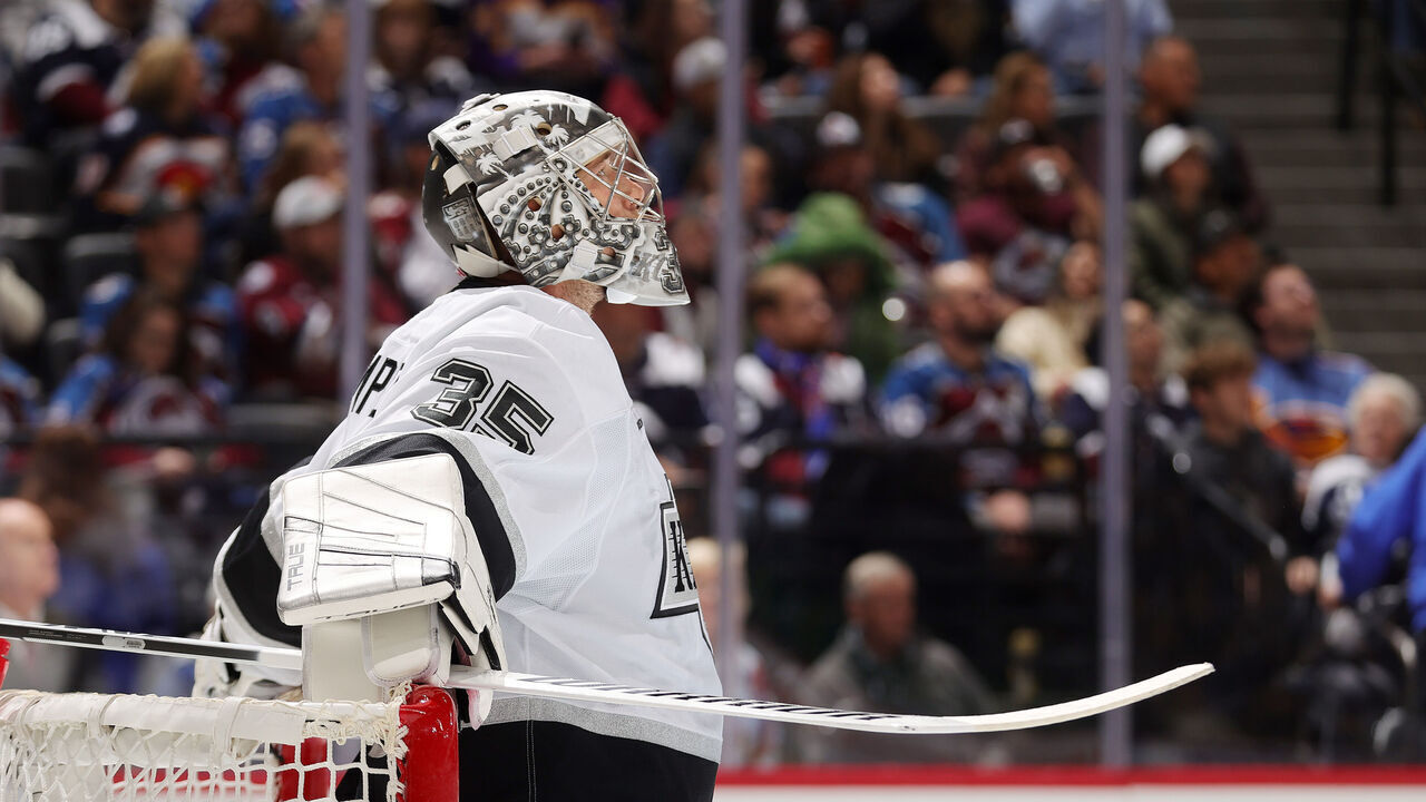 DENVER, COLORADO - NOVEMBER 13: Goaltender Darcy Kuemper #35 of the Los Angeles Kings looks up during a pause in play against the Colorado Avalanche at Ball Arena on November 13, 2024 in Denver, Colorado.