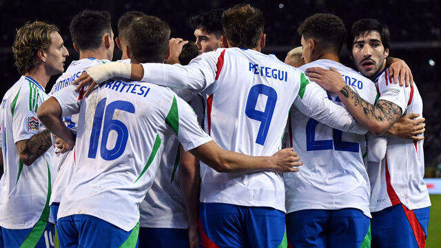 BRUSSELS, BELGIUM - NOVEMBER 14: Sandro Tonali of Italy celebrates his goal during the UEFA Nations League 2024/25 League A Group A2 match between Belgium and Italy at on November 14, 2024 in Brussels, Belgium.
