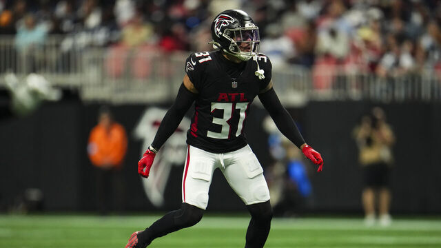 ATLANTA, GA - NOVEMBER 03: Justin Simmons #31 of the Atlanta Falcons defends in coverage during an NFL football game against the Dallas Cowboys at Mercedes-Benz Stadium on November 3, 2024 in Atlanta, Georgia.