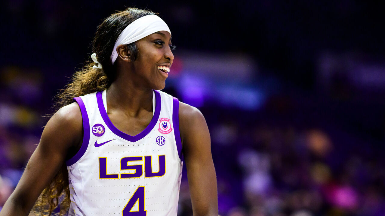 BATON ROUGE, LOUISIANA - NOVEMBER 9: Flau'jae Johnson #4 of the LSU Tigers in action during a game against the Northwestern State Demons at the Pete Maravich Assembly Center on November 9, 2024 in Baton Rouge, Louisiana.