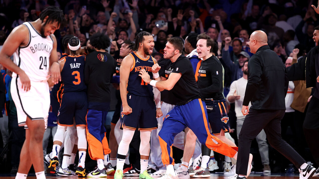 NEW YORK, NEW YORK - NOVEMBER 15: Jalen Brunson #11 of the New York Knicks celebrates victory over the Brooklyn Nets at Madison Square Garden on November 15, 2024 in New York City.