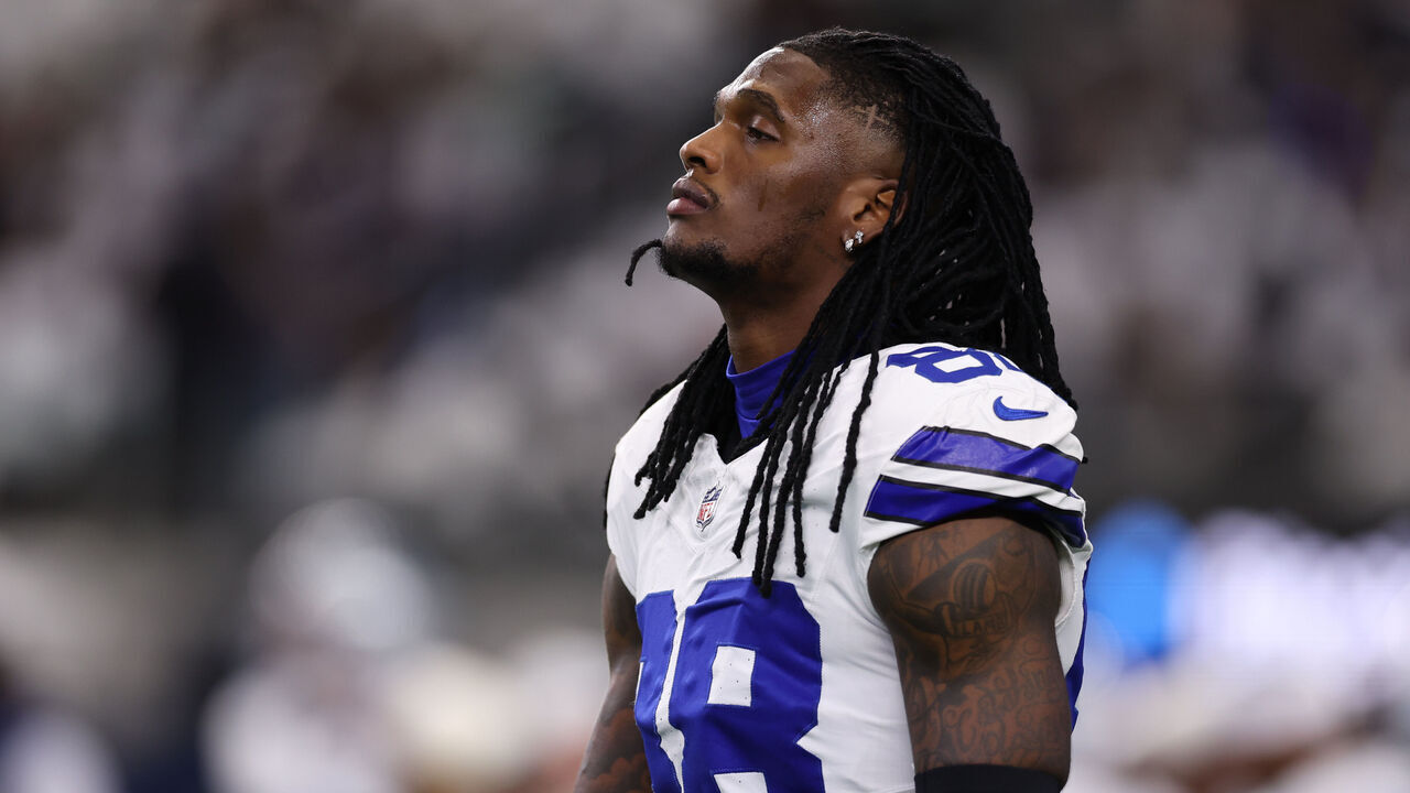 ARLINGTON, TEXAS - NOVEMBER 10: CeeDee Lamb #88 of the Dallas Cowboys looks on before a game against the Philadelphia Eagles at AT&T Stadium on November 10, 2024 in Arlington, Texas.
