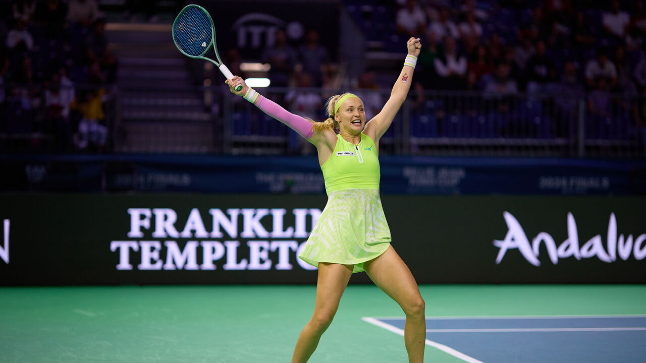 MALAGA, SPAIN - NOVEMBER 17: Rebecca Sramkova of Team Slovakia celebrates after winning the Billie Jean King Cup Finals Quarter Finals match between Australia and Slovakia at Palacio de Deportes Jose Maria Martin Carpena on November 17, 2024 in Malaga, Spain.