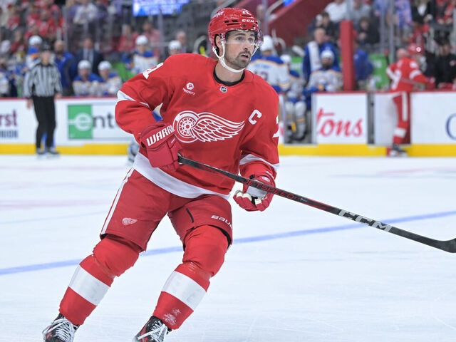 Report: Larkin adds Stars to trade list