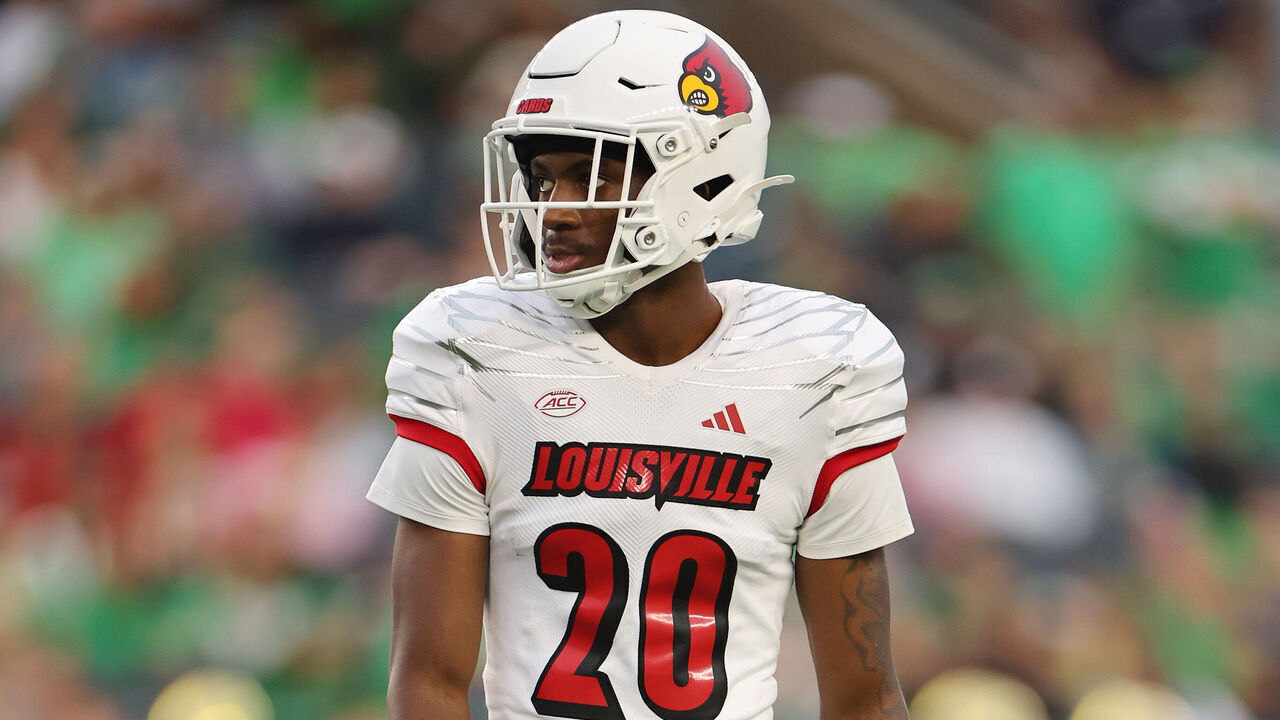 SOUTH BEND, INDIANA - SEPTEMBER 28: Tayon Holloway #20 of the Louisville Cardinals looks on against the Notre Dame Fighting Irish during the second half at Notre Dame Stadium on September 28, 2024 in South Bend, Indiana.