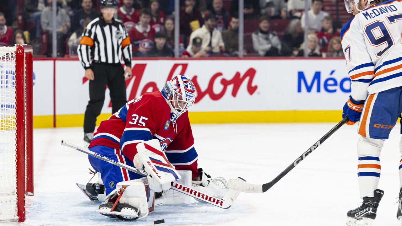 MONTREAL, CANADA- NOVEMBER 18: Sam Montembeault #35 of the Montreal Canadiens makes a pad save during the second period of the NHL regular season game between the Montreal Canadiens and the Edmonton Oilers at the Bell Centre on November 18, 2024 in Montreal, Quebec, Canada.