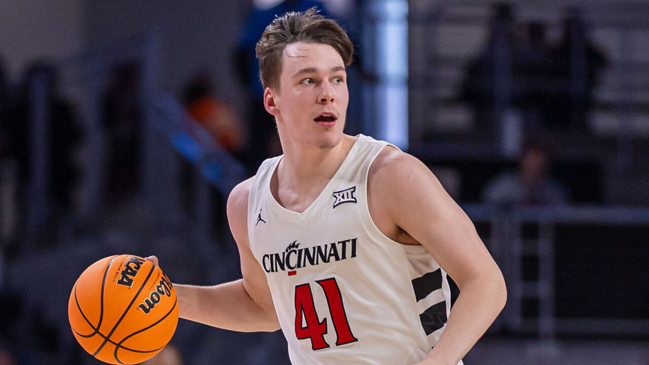 CINCINNATI, OHIO - NOVEMBER 8: Simas Lukosius #41 of the Cincinnati Bearcats brings the ball up court during the game against the Morehead State Eagles at Fifth Third Arena on November 8, 2024 in Cincinnati, Ohio.